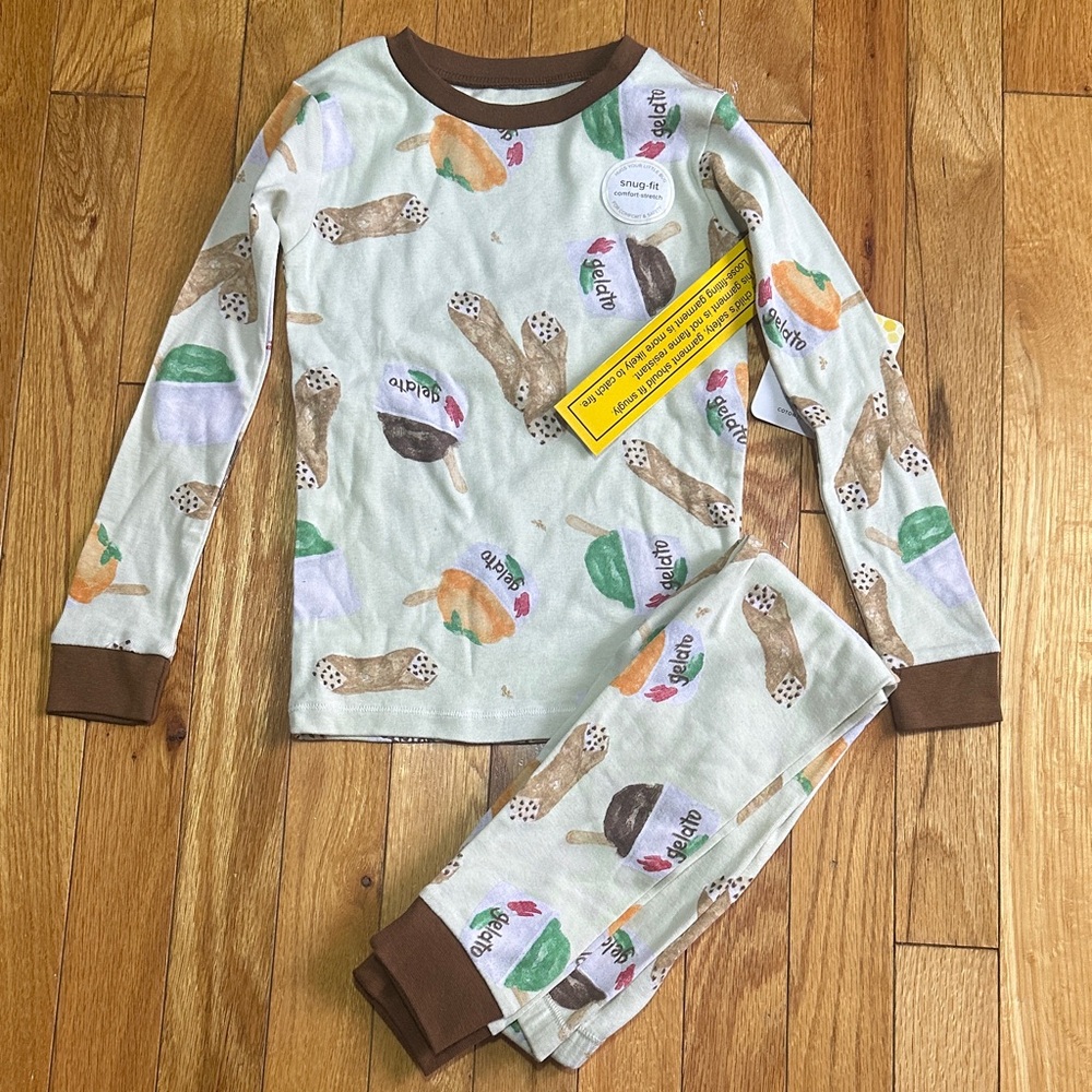 NWT Burt Bees Gelato and Canoli pajama Set